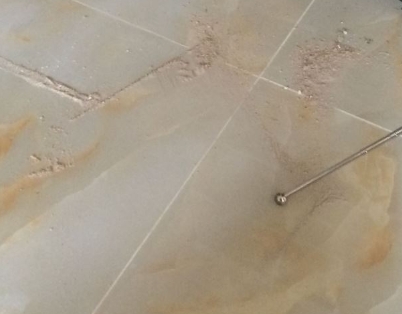 金东瓷砖空鼓维修公司分享粘合剂选择不当在瓷砖铺贴过程中可能导致以下问题